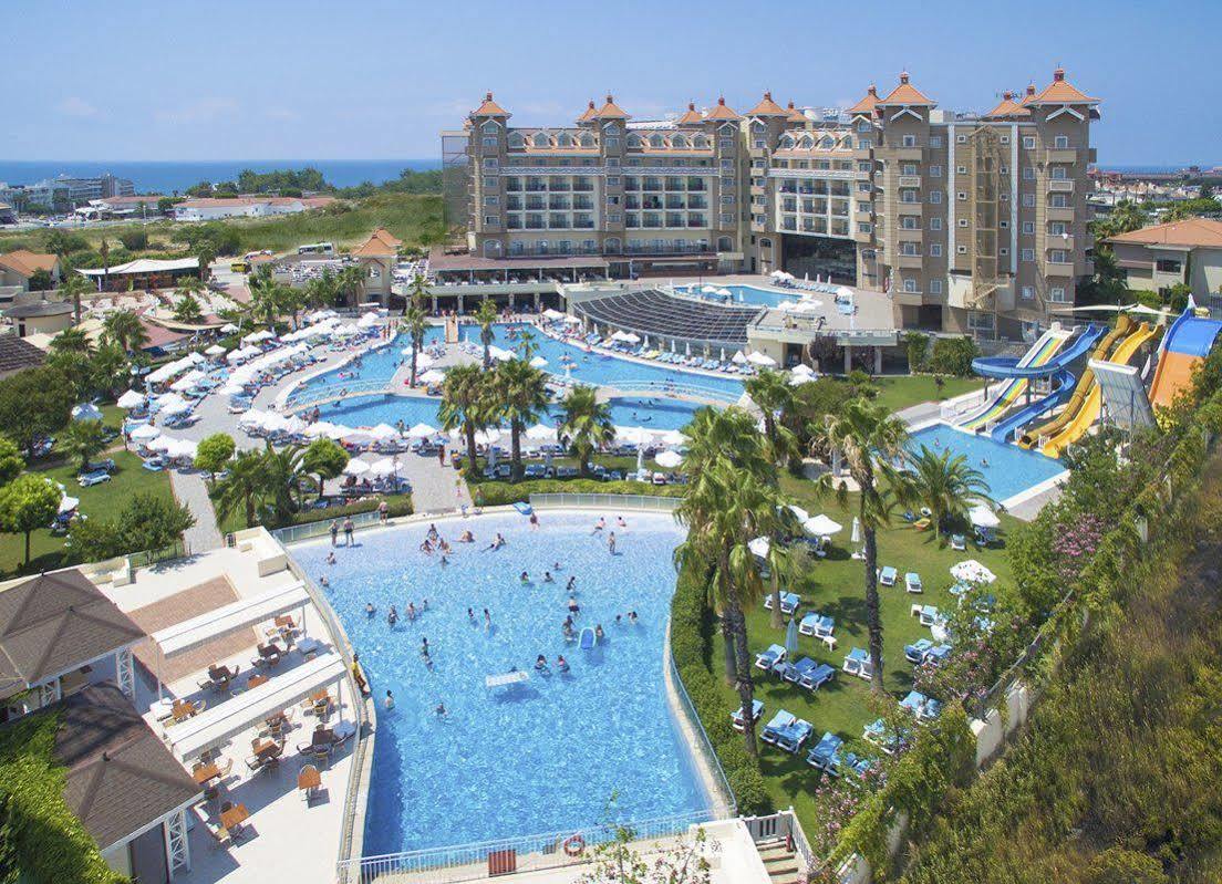 Resort Side Mare &